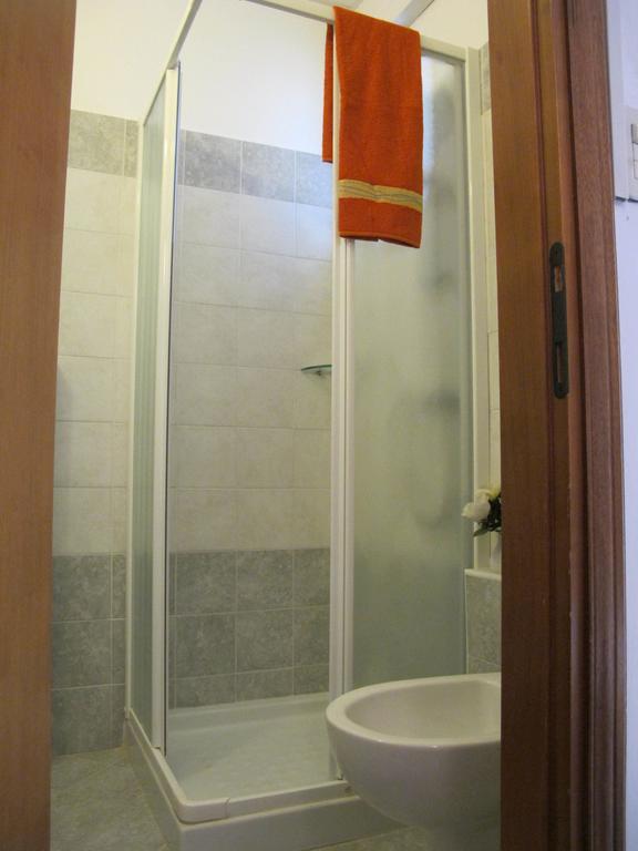 Hotel Madrid Rímini Habitación foto